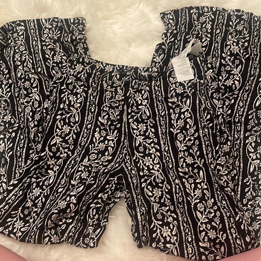slightly worn abercombie & fitch size 00